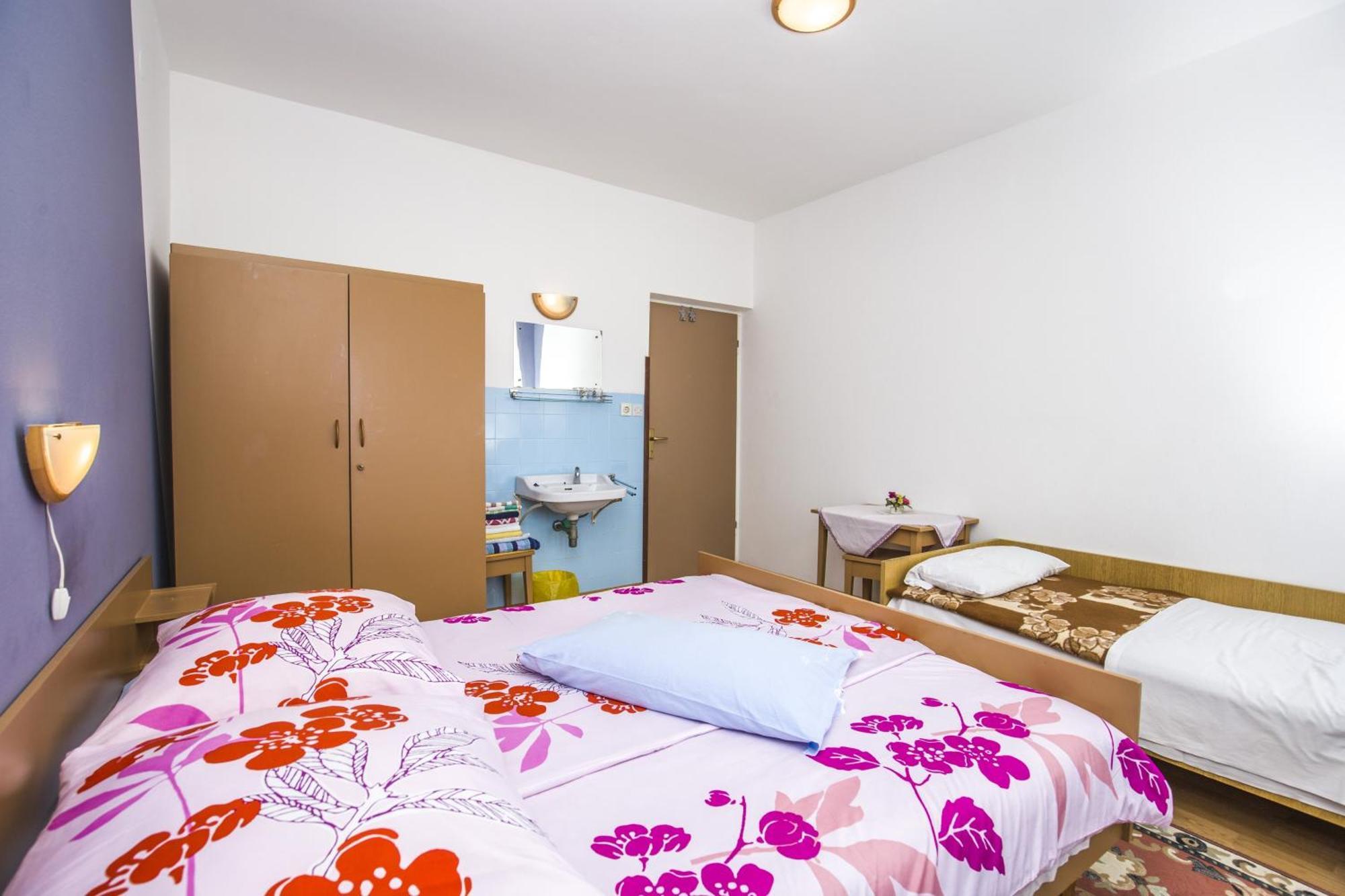 Rooms Padovan Banjol Extérieur photo